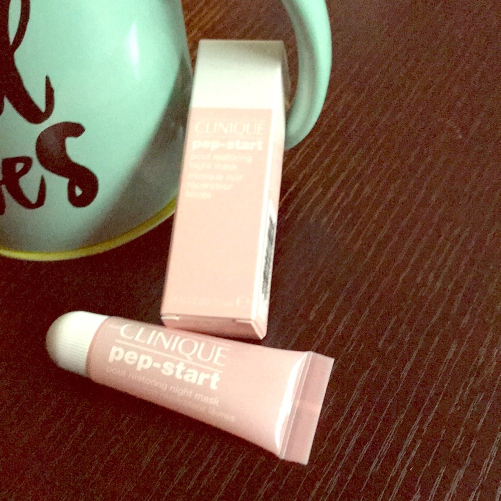 Clinique Pep Start Pout Restoring Night Mask
